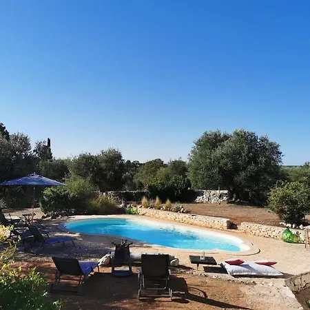 Il Trullo Di Mya. Trullo Con Piscina Privata