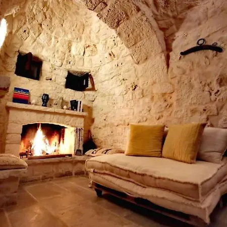 Il Trullo Di Mya. Trullo Con Piscina Privata