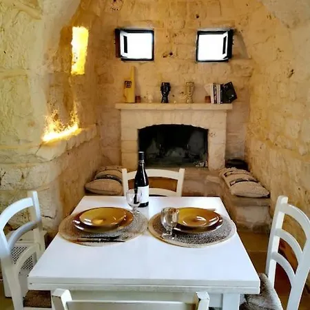Il Trullo Di Mya. Trullo Con Piscina Privata Villa Ceglie Messapica